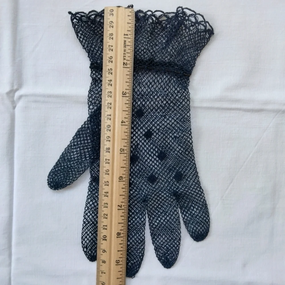 VTG Elegant Navy Blue Fishnet Lace Mesh Crochet Gloves w/ Embroidered Squares